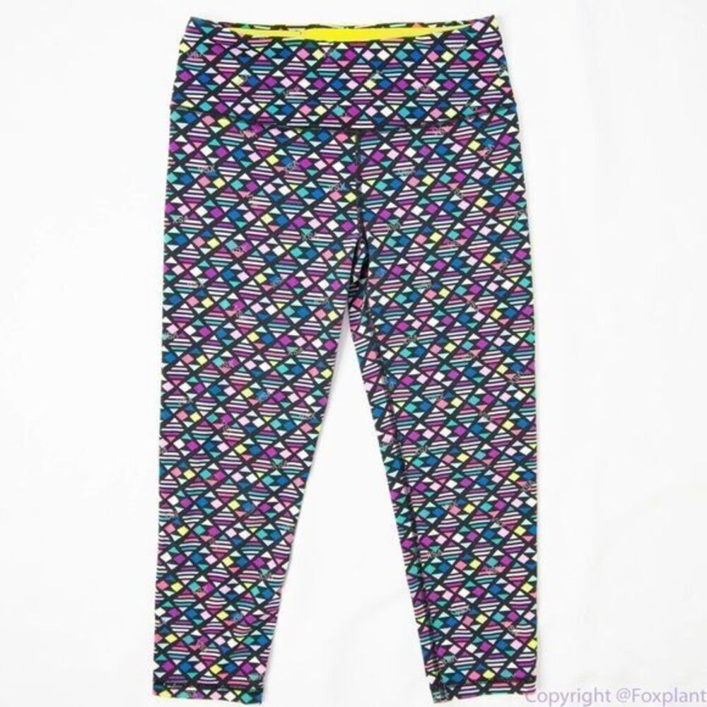 Victoria's Secret geometry print Capri, size M‎